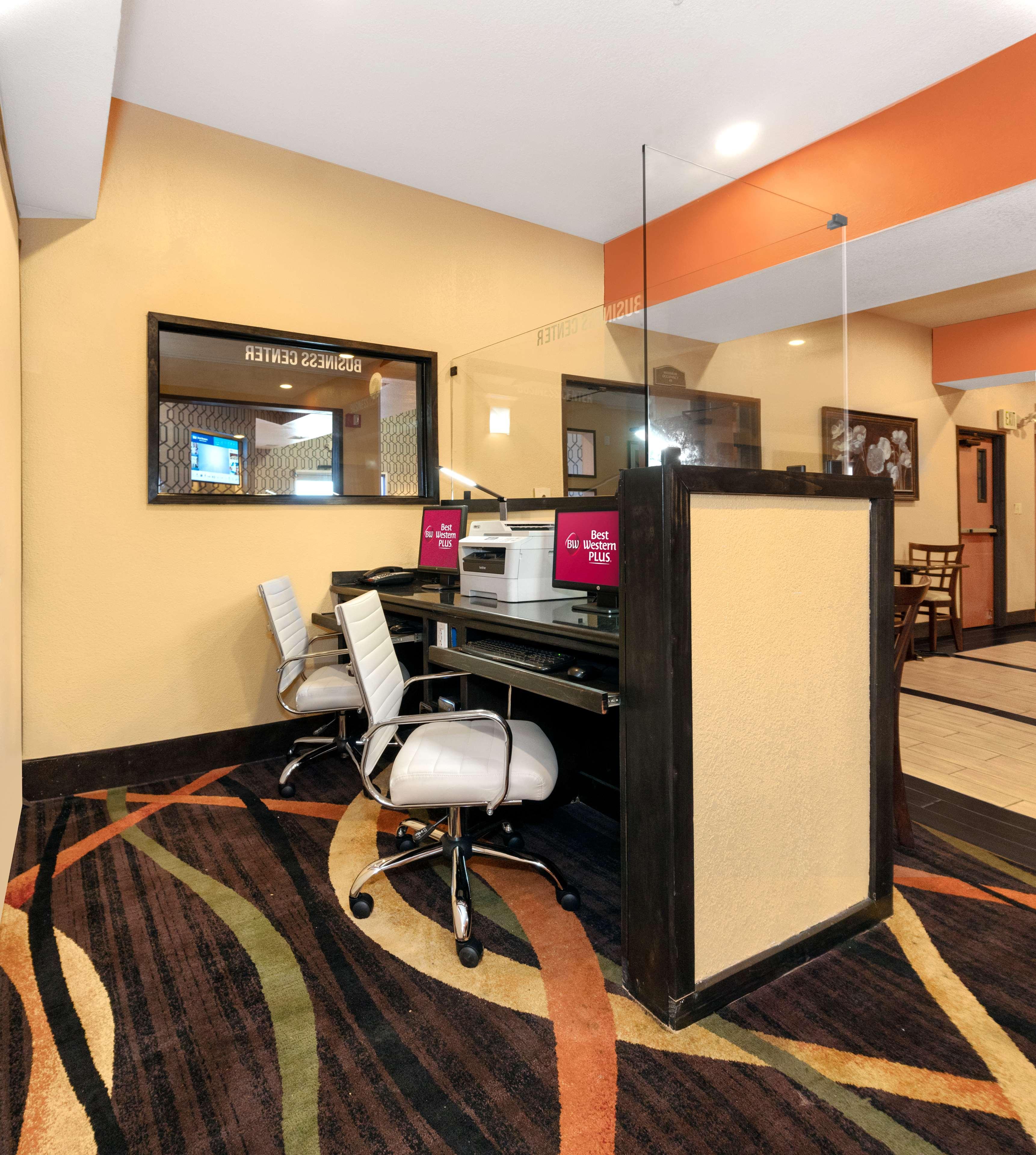 Best Western Plus Rockwall Inn & Suites Екстер'єр фото