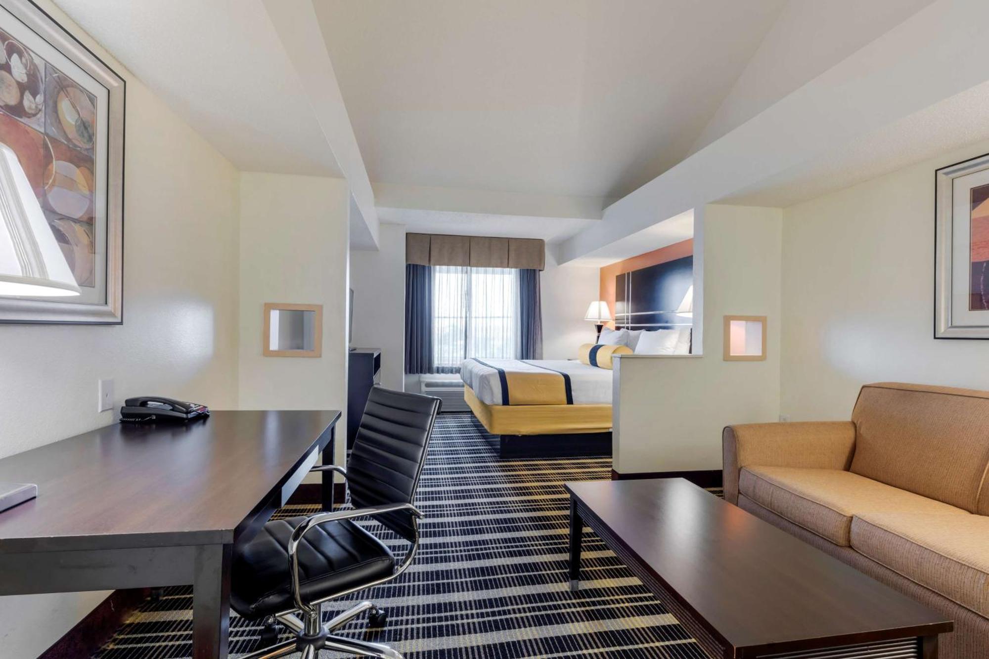 Best Western Plus Rockwall Inn & Suites Екстер'єр фото