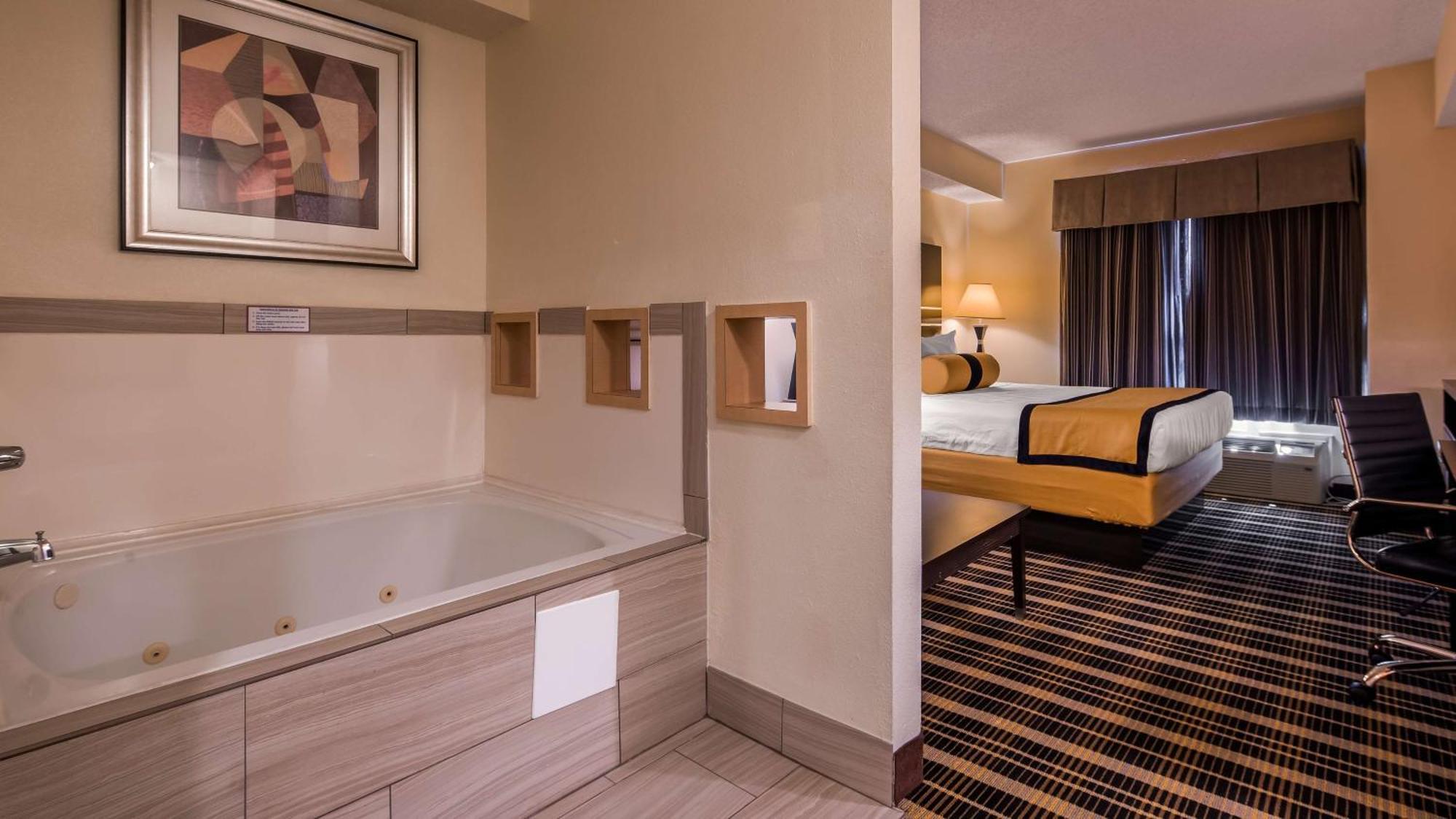 Best Western Plus Rockwall Inn & Suites Екстер'єр фото
