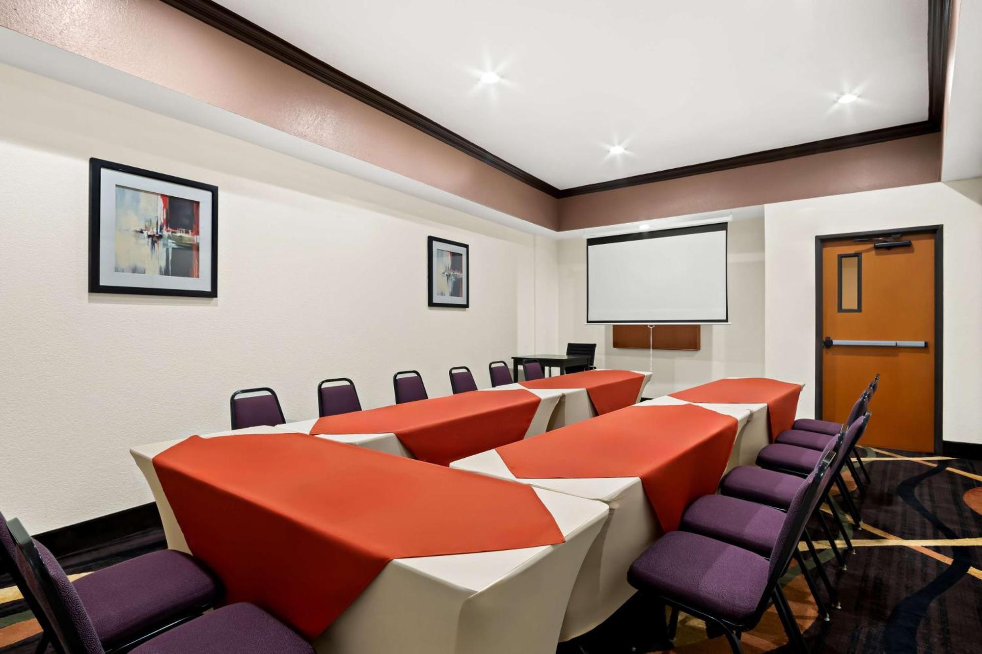 Best Western Plus Rockwall Inn & Suites Екстер'єр фото